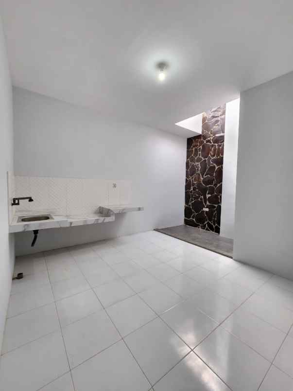 dijual rumah bunton wagir malang