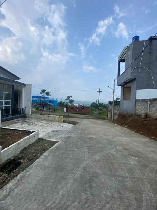 dijual rumah caringin bogor