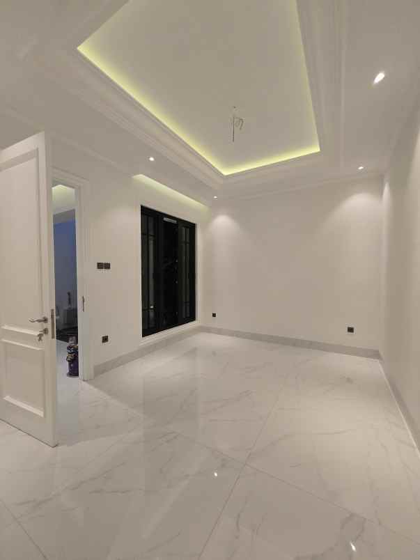 dijual rumah cempaka putih tengah