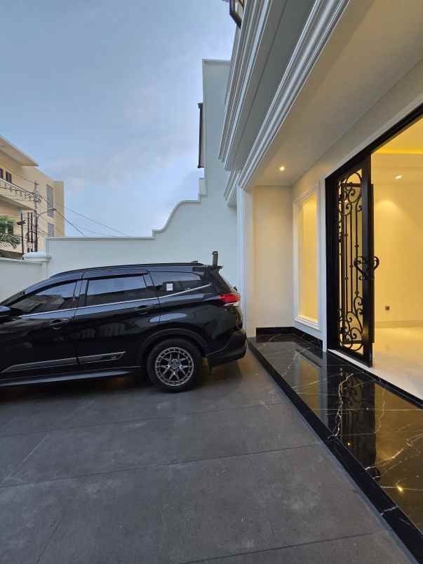 dijual rumah cempaka putih tengah