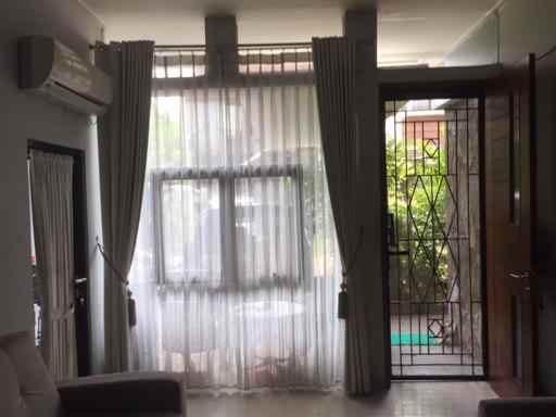 dijual rumah cibubur jatirangga