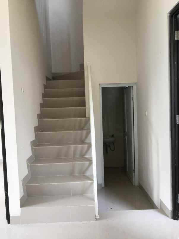 dijual rumah cijujug sukaraja bogor