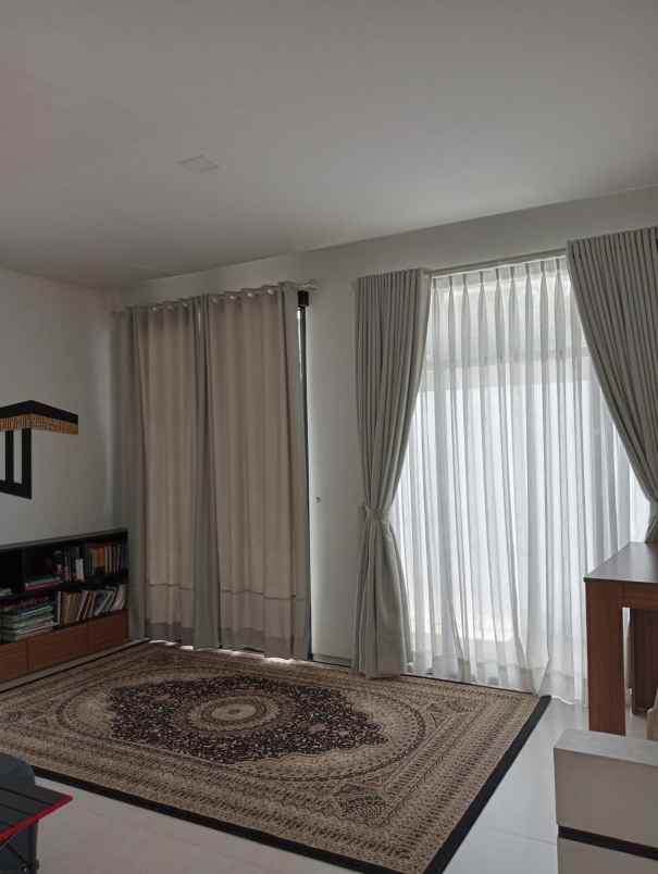 dijual rumah cikutra atas bandung