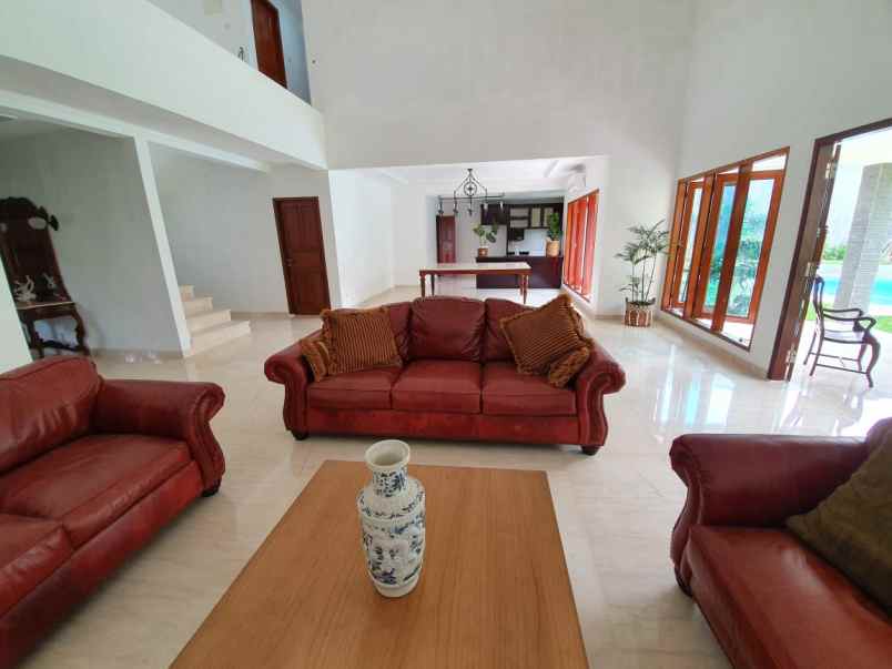 dijual rumah cilandak