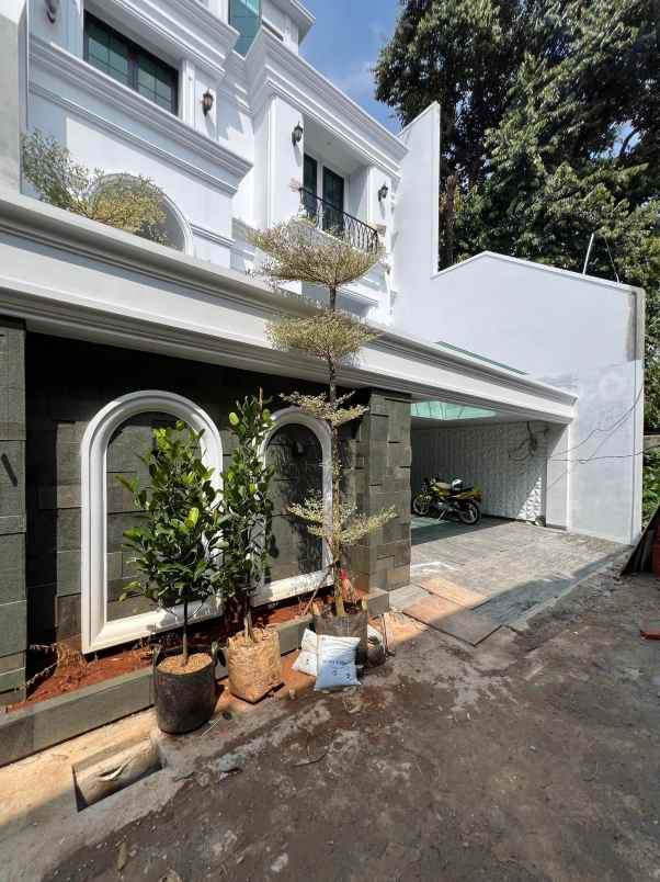 dijual rumah cilandak barat