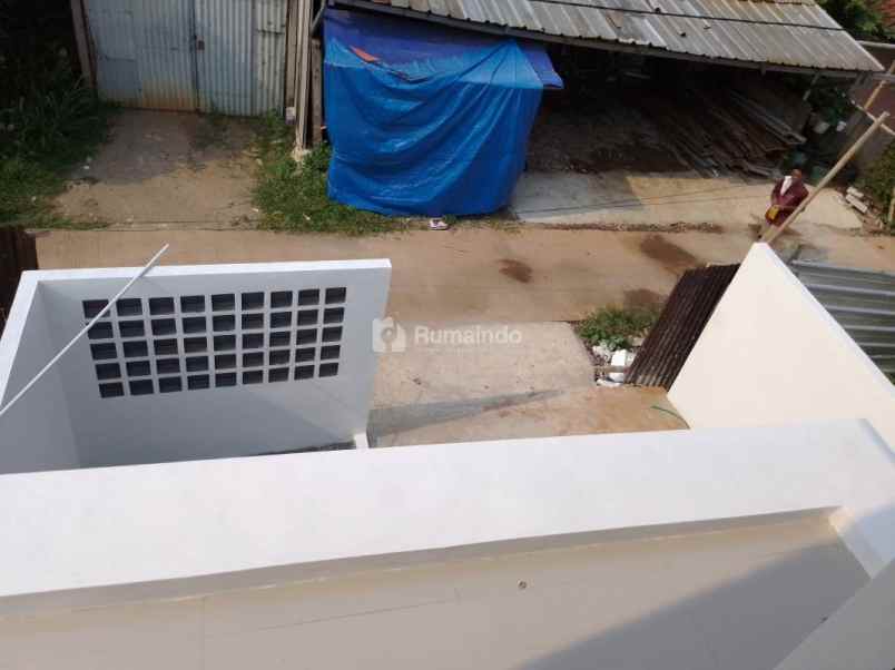 dijual rumah cilodong depok dahayu