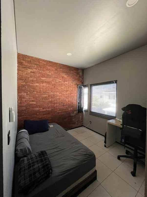 dijual rumah cisaranten wetan arcamanik