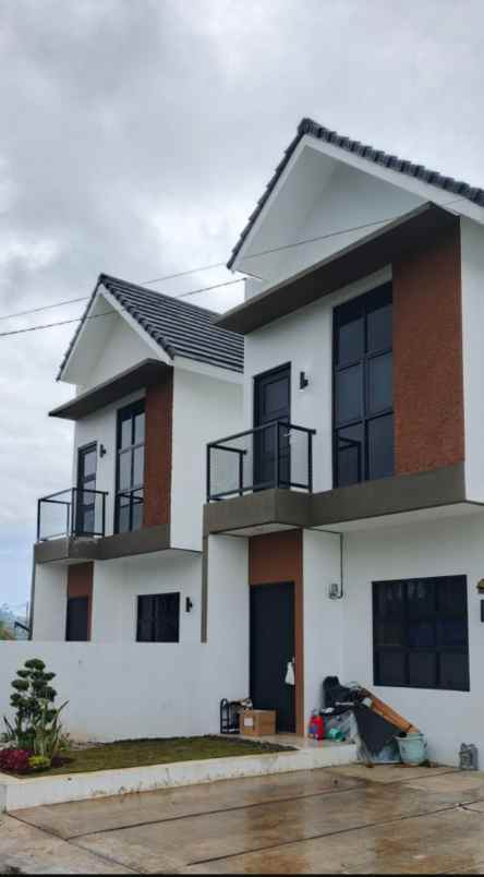 dijual rumah cisarua