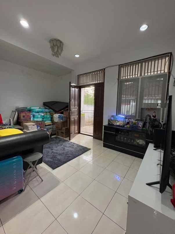 dijual rumah citra 1