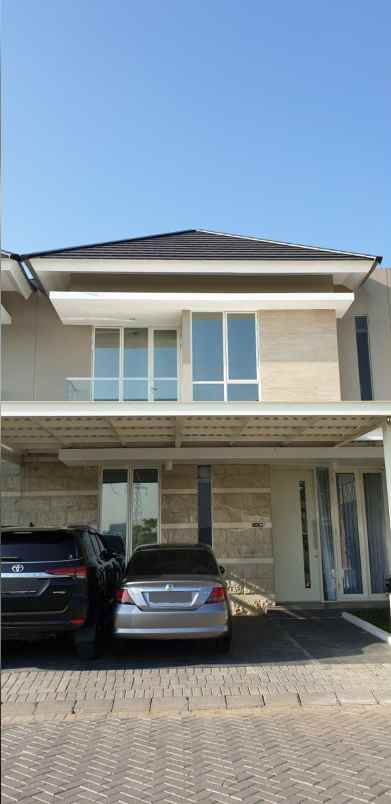 dijual rumah citraland