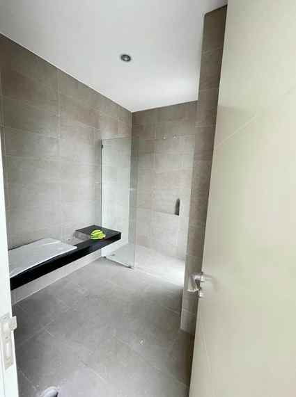 dijual rumah citraland the greenlake