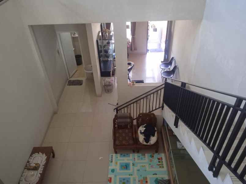 dijual rumah ciwastra