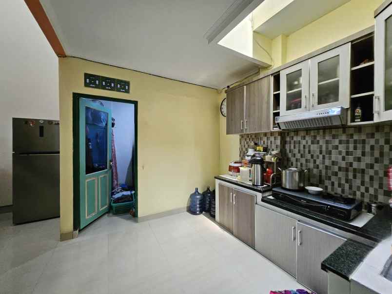 dijual rumah cluster boulevard hijau