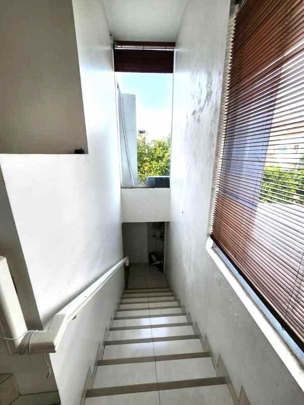 dijual rumah cluster cassia jgc jakarta