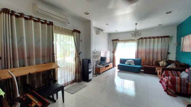 dijual rumah cluster cassia jgc jakarta