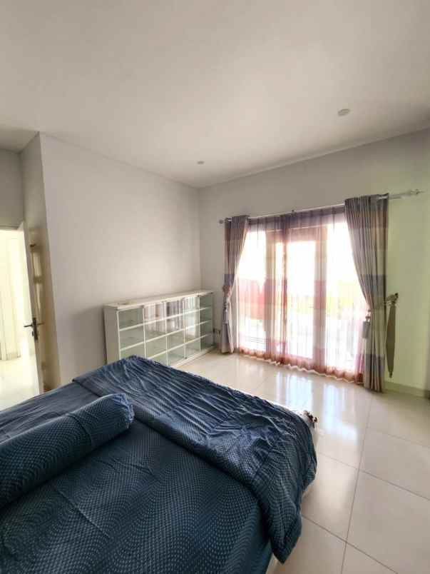 dijual rumah cluster cassia jgc jakarta