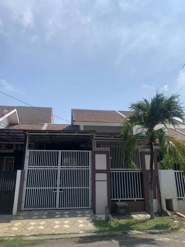 dijual rumah cluster ifolia kota