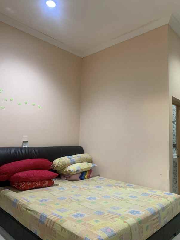 dijual rumah cluster ifolia kota