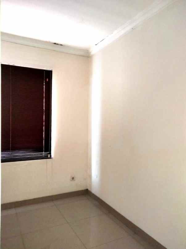 dijual rumah cluster la seine jgc