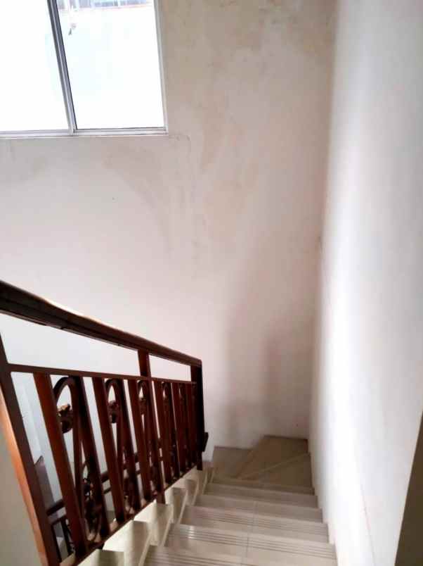 dijual rumah cluster la seine jgc