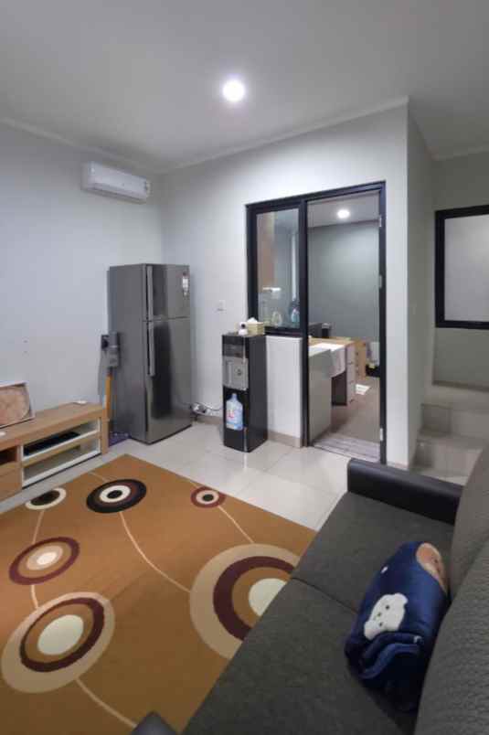 dijual rumah cluster magenta residence