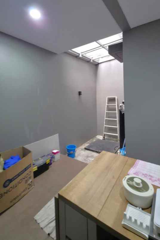 dijual rumah cluster magenta residence