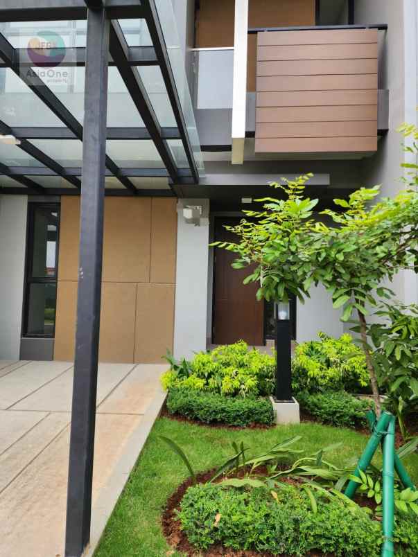 dijual rumah cluster magenta summarecon
