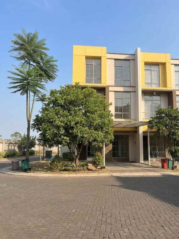 dijual rumah cluster miami pik 2