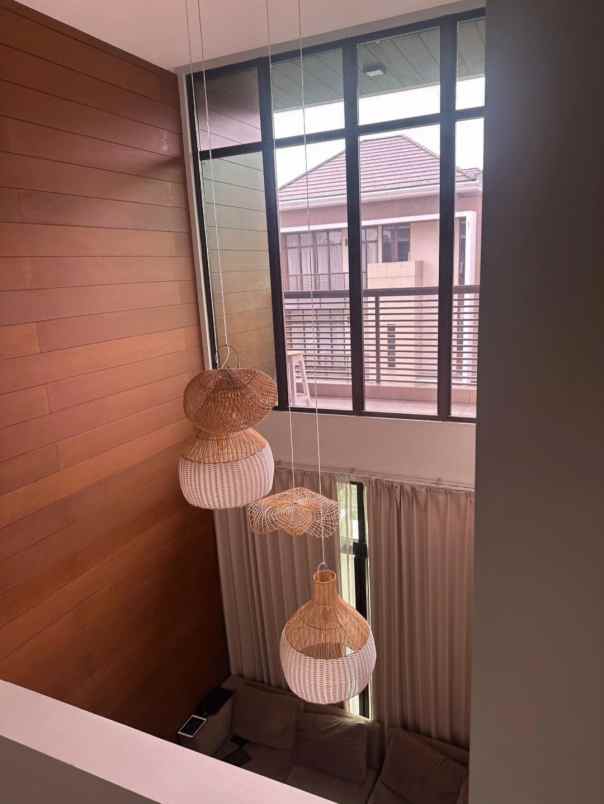 dijual rumah cluster morizen summarecon