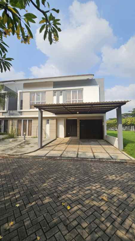 dijual rumah cluster palm spring