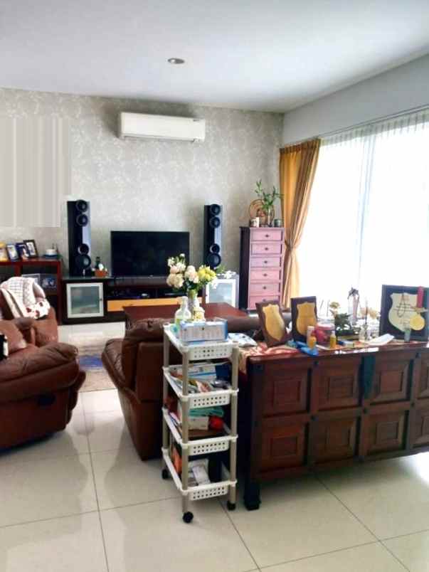 dijual rumah cluster palm spring jgc