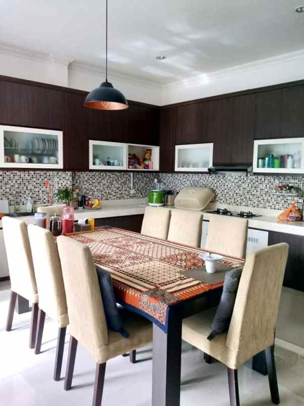 dijual rumah cluster palm spring jgc