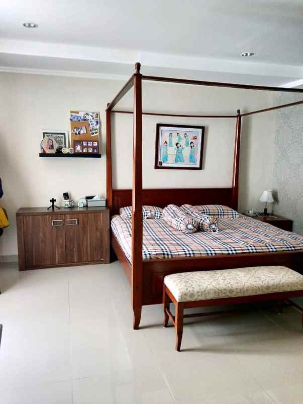 dijual rumah cluster palm spring jgc