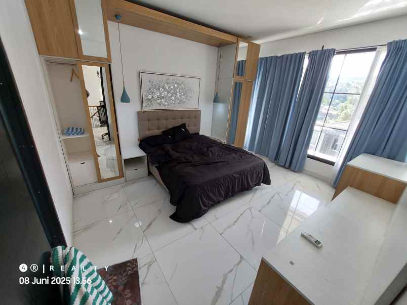 dijual rumah cluster resor dago pakar