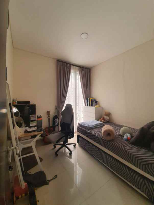dijual rumah cluster shinano jgc