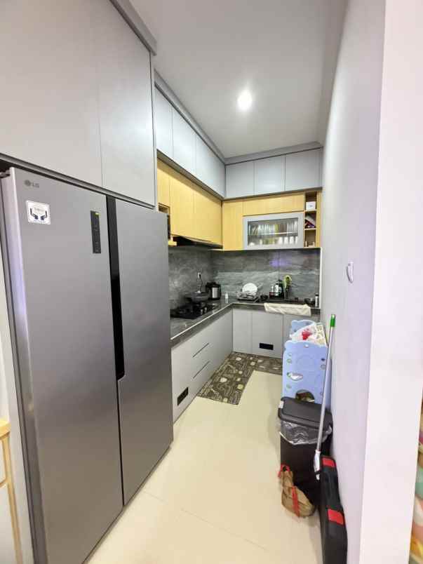 dijual rumah cluster vettore prima