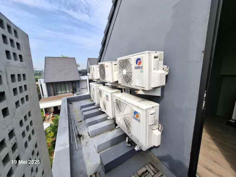 dijual rumah cluster wisteria jakarta