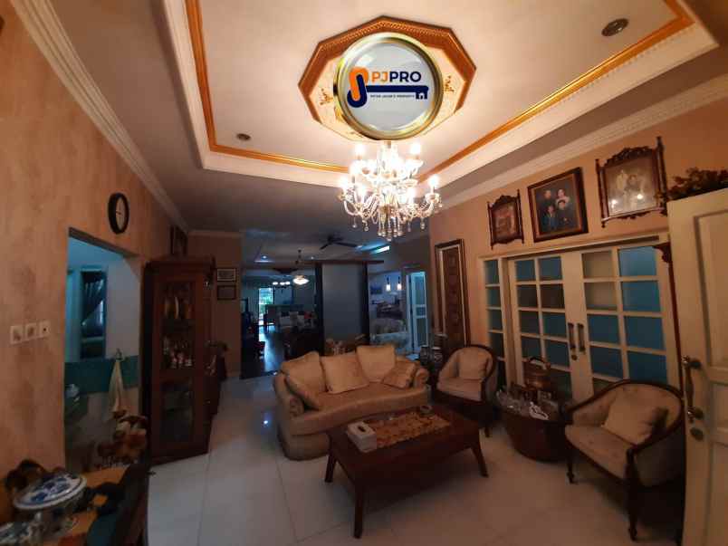 dijual rumah condet batu ampar