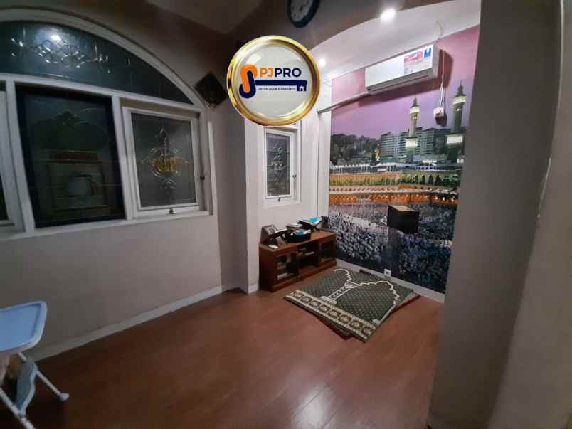 dijual rumah condet batu ampar