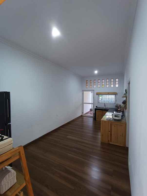 dijual rumah dago giri cidadap kota bandung