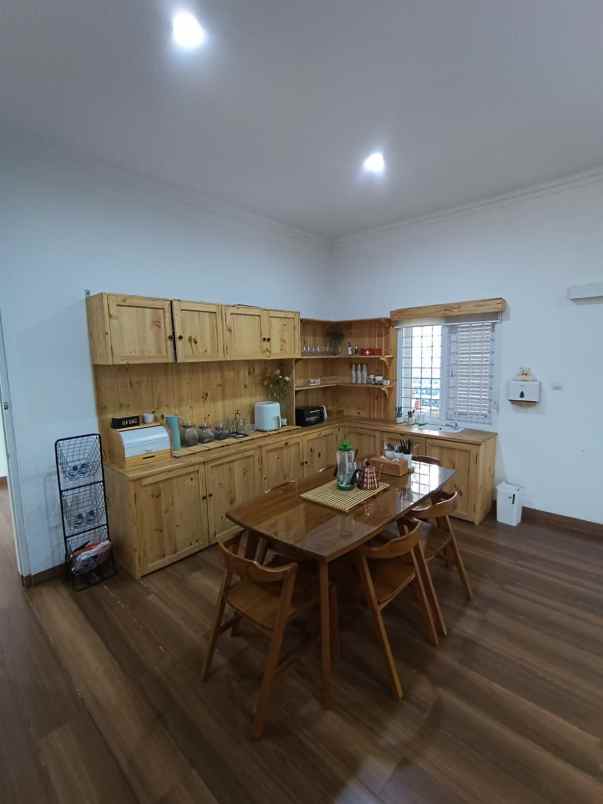 dijual rumah dago giri cidadap kota bandung