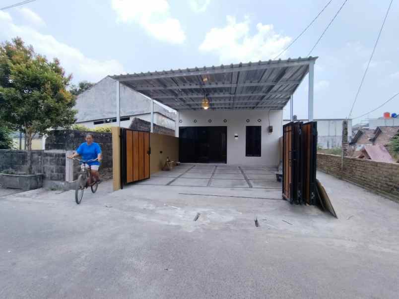 dijual rumah dalam ring road