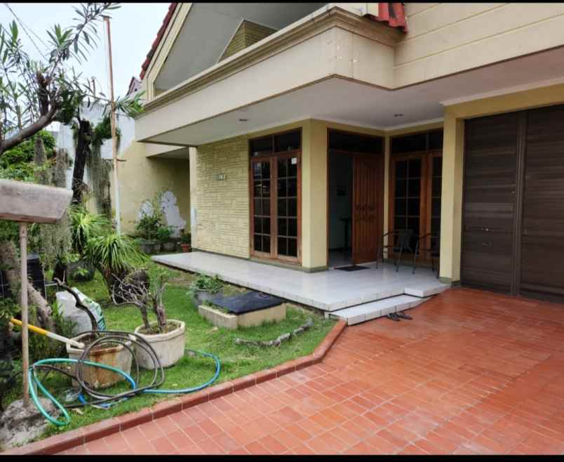 dijual rumah dharmahusada