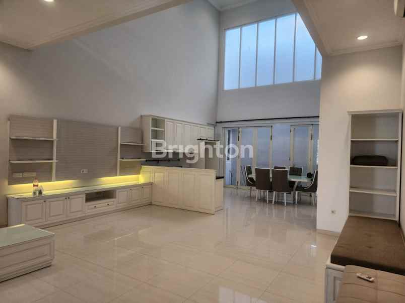 dijual rumah dharmahusada