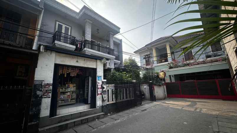 dijual rumah di area halim pala makasar jakarta timur