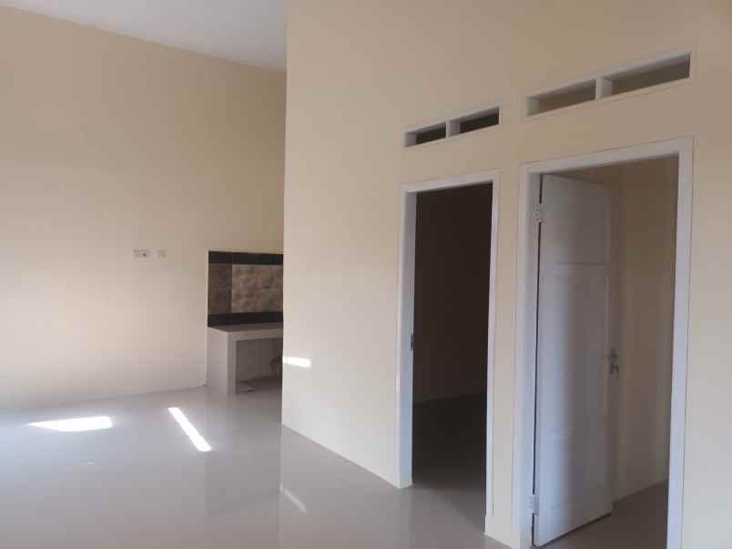 dijual rumah di arum sari