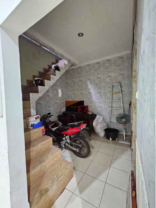 dijual rumah di bji mekarsari bekasi jaya bekasi