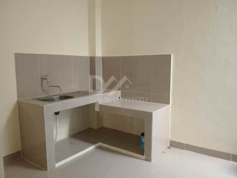 dijual rumah di nusa loka bsd