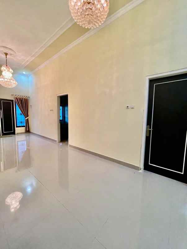 dijual rumah di plamongan hijau semarang