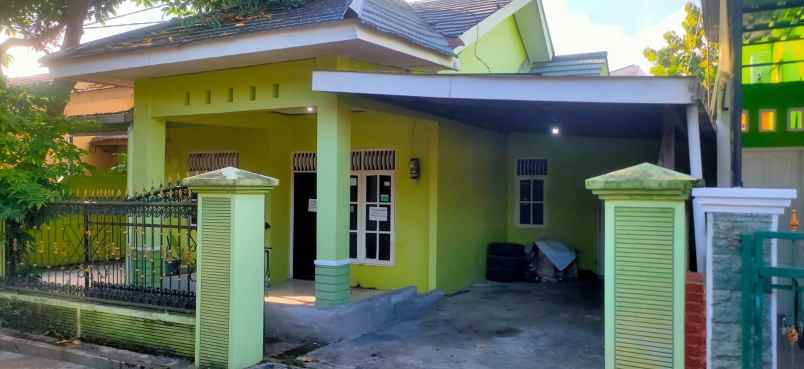 dijual rumah dijual rumah di kompleks
